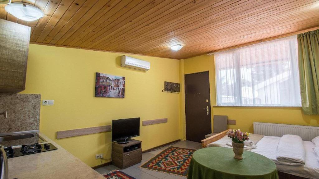 Apart-Hotel Gala In The Center Of تبليسي المظهر الخارجي الصورة
