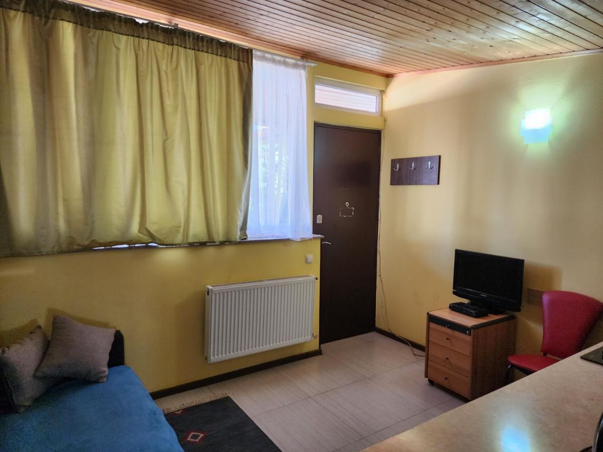 Apart-Hotel Gala In The Center Of تبليسي المظهر الخارجي الصورة