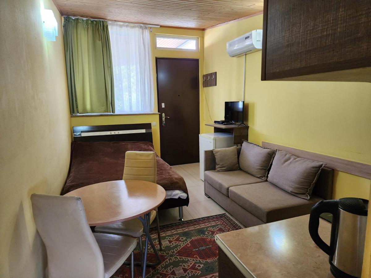 Apart-Hotel Gala In The Center Of تبليسي المظهر الخارجي الصورة
